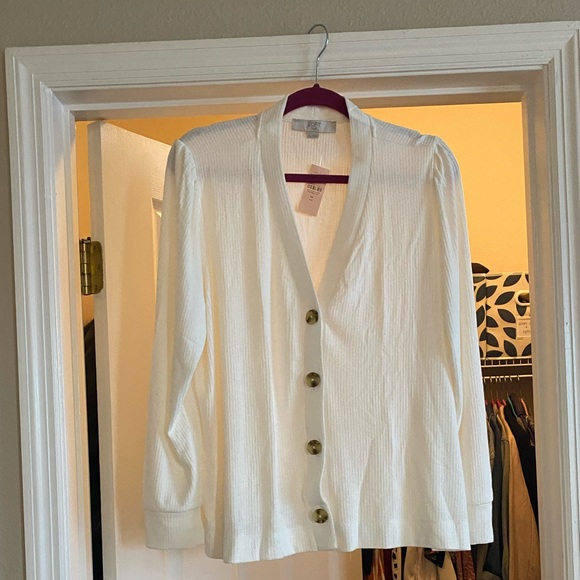 LOFT Sweaters - NWT Loft Plus Size 14 White Cardigan
